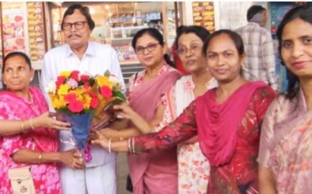 दी बुद्धिस्ट सोसायटी ऑफ इंडिया के ट्रस्टी चेयरमैन चन्द्रबोधि पाटील का रायपुर स्टेशन पर स्वागत