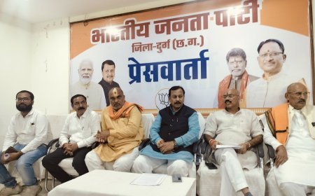 चुनाव आयोग के संयुक्त बयान पर विजय बघेल ने राहुल गांधी से माफी की मांग की
