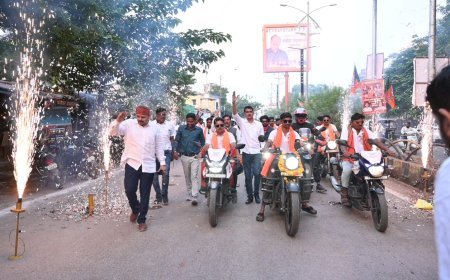 कबीरधाम में जल-जन सेवा संकल्प बाइक रैली का स्वागत, वृक्षारोपण और सम्मान समारोह आयोजित