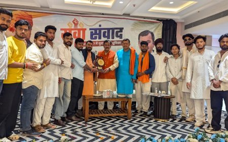 भिलाई में युवा संवाद का आयोजन, विजन 2047 में युवाओं की भूमिका पर सांसद विजय बघेल ने किया संवाद