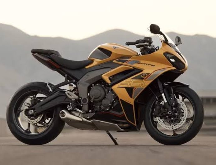 ₹9.99 लाख में लॉन्च हुई नई Triumph Daytona 660, एडजस्टेबल सस्पेंशन और क्विकशिफ्टर से हुई लैस