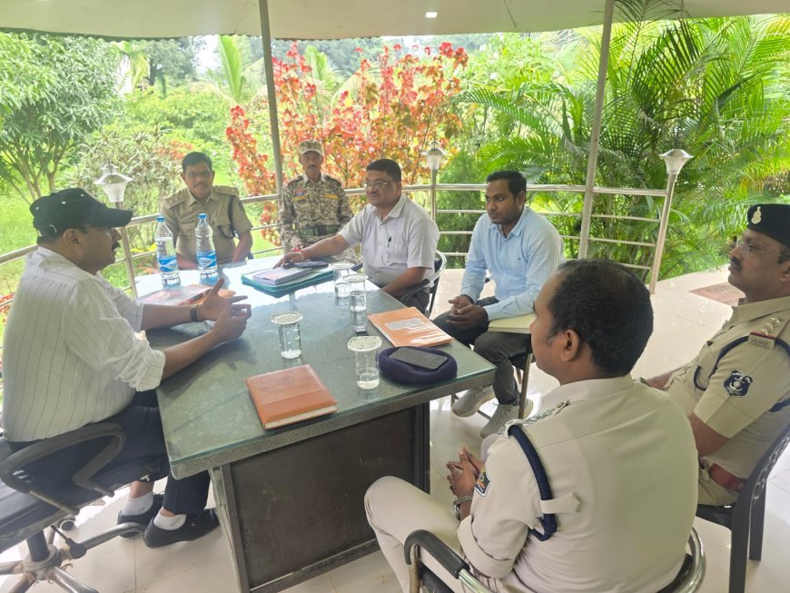 धमतरी में सीमावर्ती राज्यों के पुलिस अधिकारियों की समन्वय बैठक, माओवादी गतिविधियों और NDPS मामलों पर हुई चर्चा