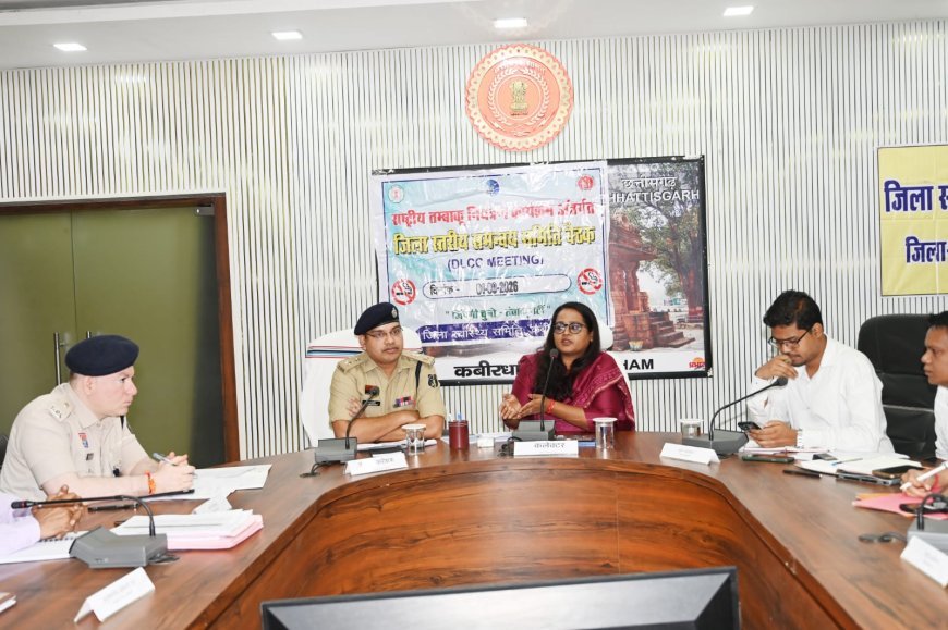 सड़क दुर्घटनाओं की रोकथाम को लेकर कलेक्टर तुलिका प्रजापति सख्त, ब्लैक स्पॉट पर पुख्ता सुरक्षा उपायों के निर्देश
