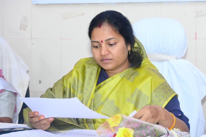 जनहित के कार्यों को प्राथमिकता, मंत्री लक्ष्मी राजवाड़े ने ओड़गी में विकास कार्यों की समीक्षा की
