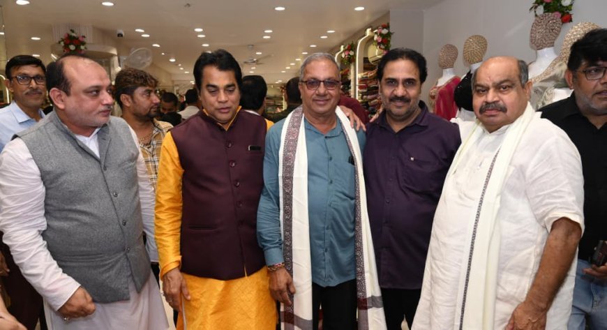 पंडरी टेक्सटाइल मार्केट में ‘आनंदम’ नवीन प्रतिष्ठान का शुभारंभ, विधायक पुरन्दर मिश्रा ने दी शुभकामनाएं