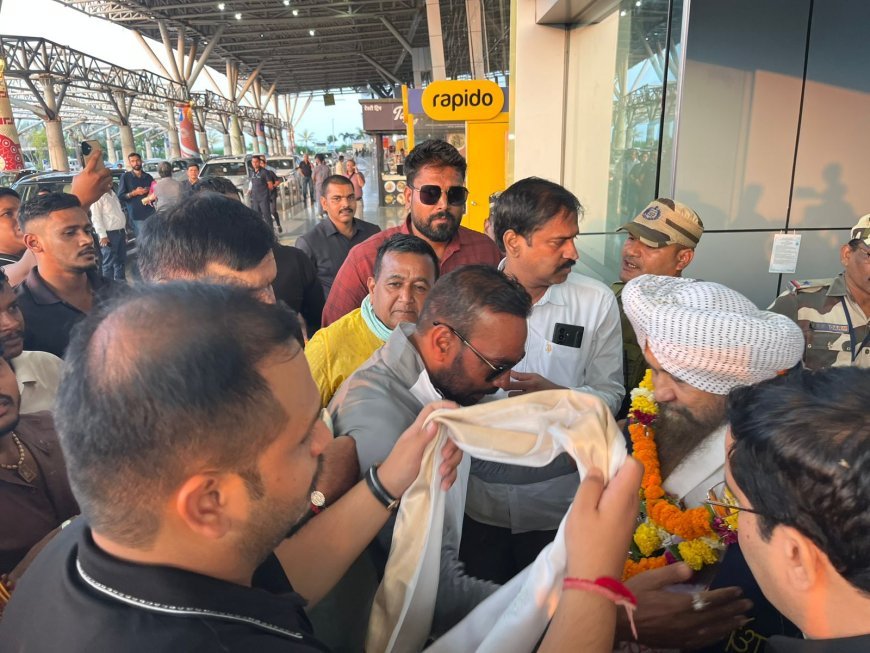 दही हांडी उत्सव के लिए रायपुर पहुंचे अंतरराष्ट्रीय भजन गायक लखबीर सिंह लक्खा, 5 सितंबर को होगा भव्य आयोजन