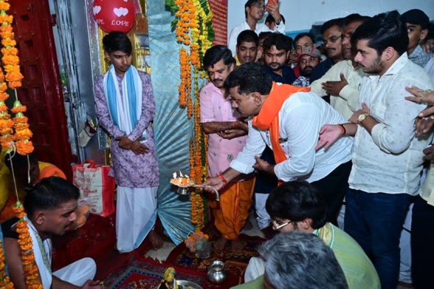 श्रीकृष्ण जन्माष्टमी पर विजय शर्मा ने राधा-कृष्ण बड़े मंदिर में की पूजा-अर्चना, प्रदेशवासियों के सुख-शांति की कामना