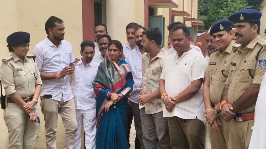 अलीराजपुर में धूमधाम से मनाया गया चालक-परिचालक दिवस, सेवानिवृत्त कर्मचारियों का शाल-श्रीफल से सम्मान