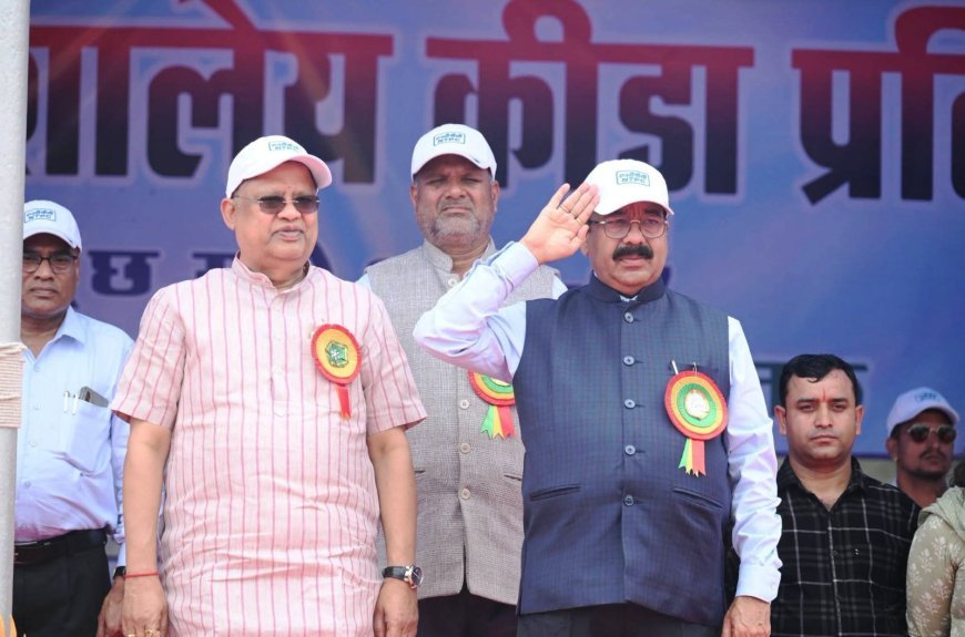 उप मुख्यमंत्री अरुण साव ने बैडमिंटन प्रतियोगिता के विजेता खिलाड़ियों को किया पुरस्कृत, कहा- देश का नाम रोशन करें खिलाड़ी