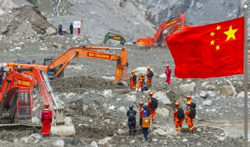 नेपाल-तिब्बत फ्लैश फ्लड के 11 दिन बाद तिब्बत पहुंचा इंटरनेशनल मीडिया, चीन ने प्रभावित क्षेत्र का कराया दौरा