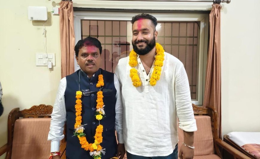 छत्तीसगढ़ मंडी कर्मचारी महासंघ के प्रांतीय अध्यक्ष चुन्नीलाल ध्रुव निर्वाचित, शुभम सोनी बने प्रांतीय सचिव