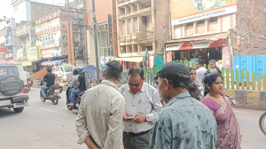 टीम प्रहरी अभियान: चिकनी मंदिर, मालवीय रोड और शास्त्री बाजार क्षेत्र अतिक्रमण मुक्त, 4000 रुपये का ई-जुर्माना