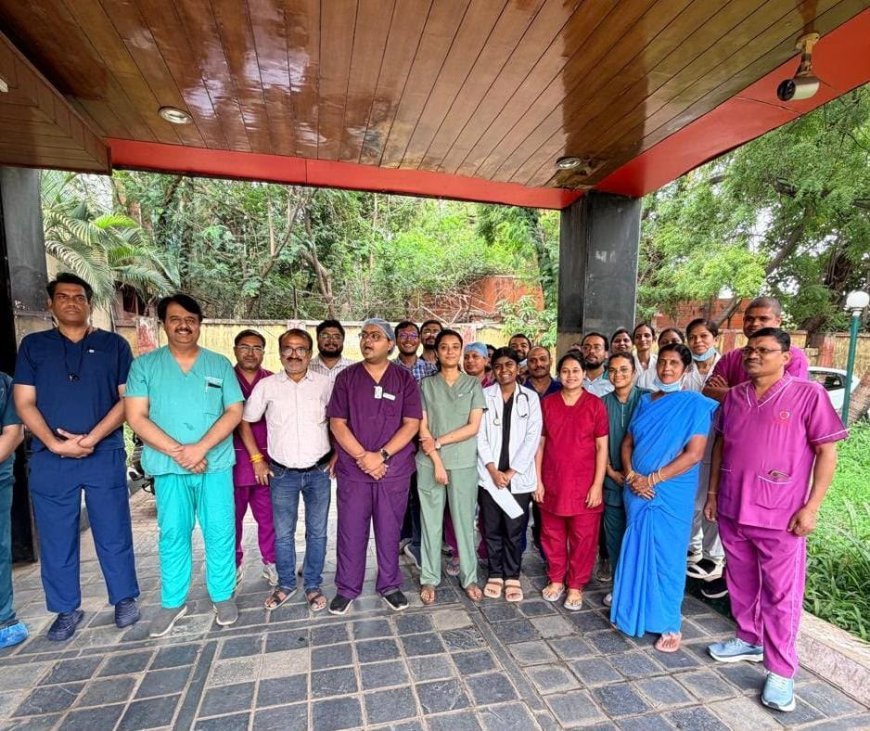 रायपुर में पहली बार PLSVC मरीज में अल्फा लूप तकनीक से डुअल चैंबर पेसमेकर सफलतापूर्वक लगाया गया