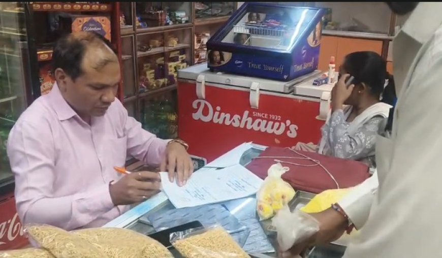 सौसर में रसमलाई में मिली जिंदा इल्ली, मिष्ठान भंडार में खाद्य विभाग की औचक जांच