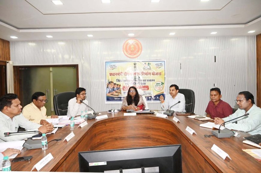 कबीरधाम में सेवा संकल्प अभियान को सफल बनाने कलेक्टर तुलिका प्रजापति ने दिए निर्देश