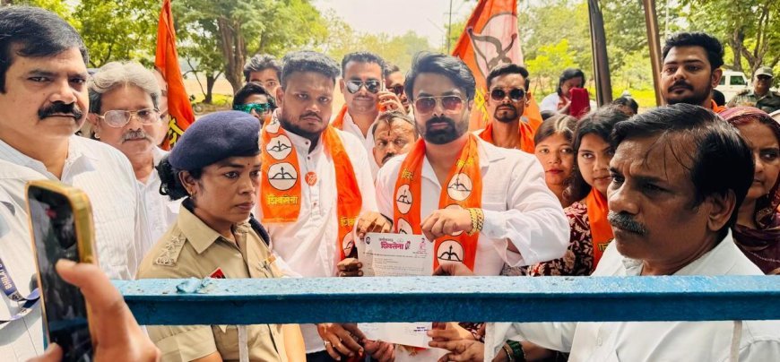 टाटा नगर के विकास कार्यों को लेकर शिवसेना का BSP प्रबंधन को अल्टीमेटम, GM निवास पर प्रदर्शन की चेतावनी