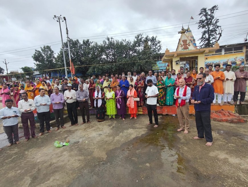 डिंडोरी में PMUMS संघ का प्रदेशव्यापी प्रार्थना कार्यक्रम, शिक्षकों ने TET सरल करने और पुरानी पेंशन की मांग उठाई