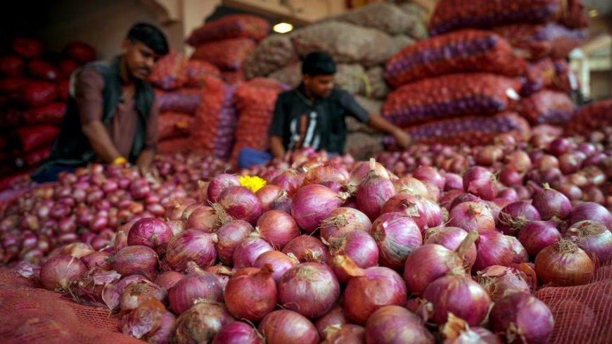 प्याज ने फिर निकाले आंसू, एक साल में 94% तक बढ़ी कीमत, सरकारी ₹35 वाली प्याज से भी नहीं मिली राहत