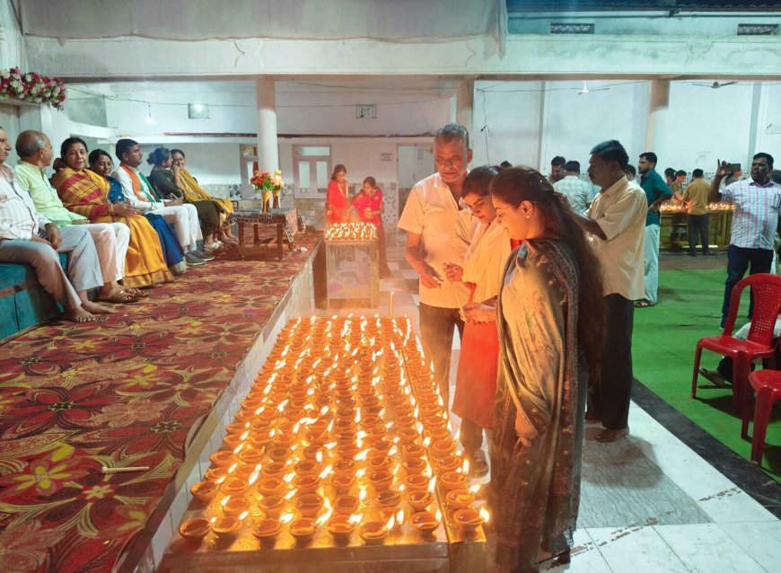केसली में प्रधानमंत्री के जन्मदिन पर ‘आशीर्वाद का दीप’ प्रज्वलित, 2100 दीपों से जगमगाया आयोजन