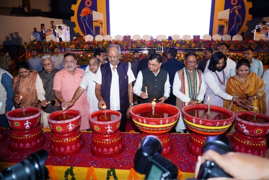 विश्वकर्मा जयंती पर राज्य स्तरीय श्रमिक महासम्मेलन, बृजमोहन अग्रवाल ने ‘आशीर्वाद के दीये’ जलाने का किया आह्वान