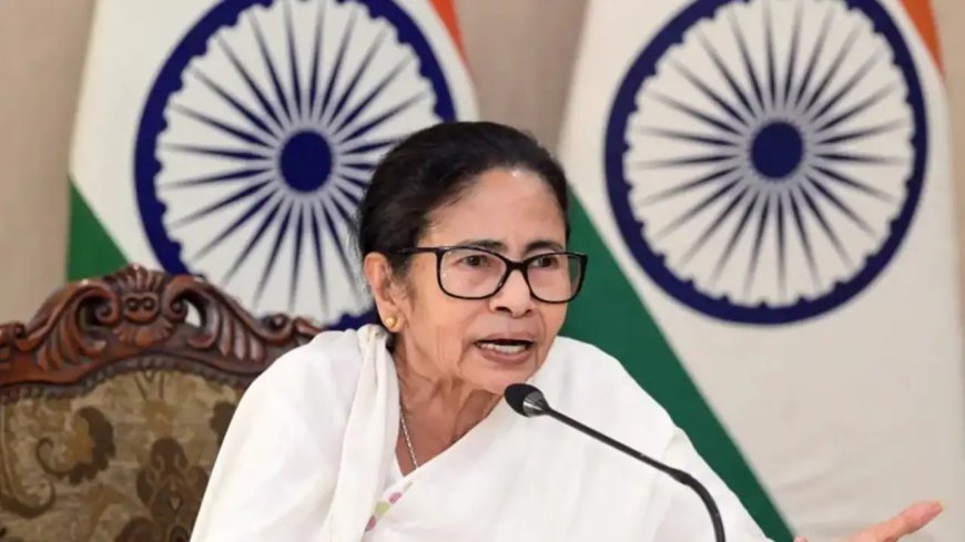 TMC का नाम और चुनाव चिह्न फ्रीज, ममता बनर्जी ने तीन विकल्प चुनाव आयोग को सौंपे