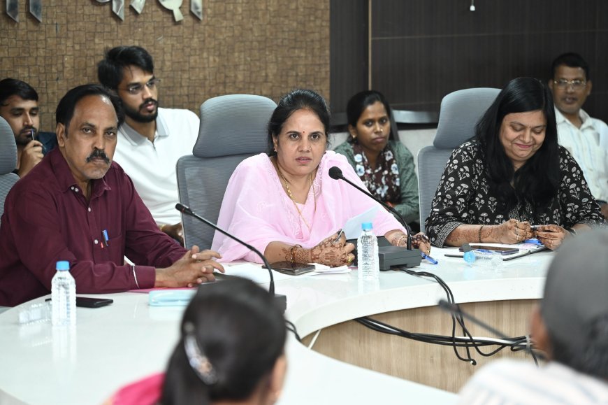 रायपुर निगम की राजस्व बैठक में महापौर के सख्त निर्देश, बिना नल कनेक्शन वाले भवनों से नहीं लिया जाएगा जलकर