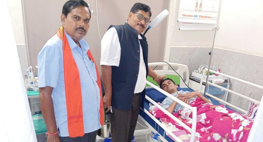 एम्स में इलाज नहीं होने पर काशी स्पाइन हॉस्पिटल पहुंचे मरीज, तुलसी कौशिक ने दिल्ली में उपचार की पहल का दिया भरोसा