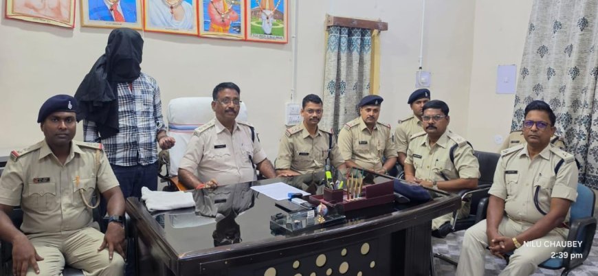 कंचन ज्वेलर्स डकैती में चौथा आरोपी गिरफ्तार, सोना-नकदी और लूटी गई बाइक बरामद