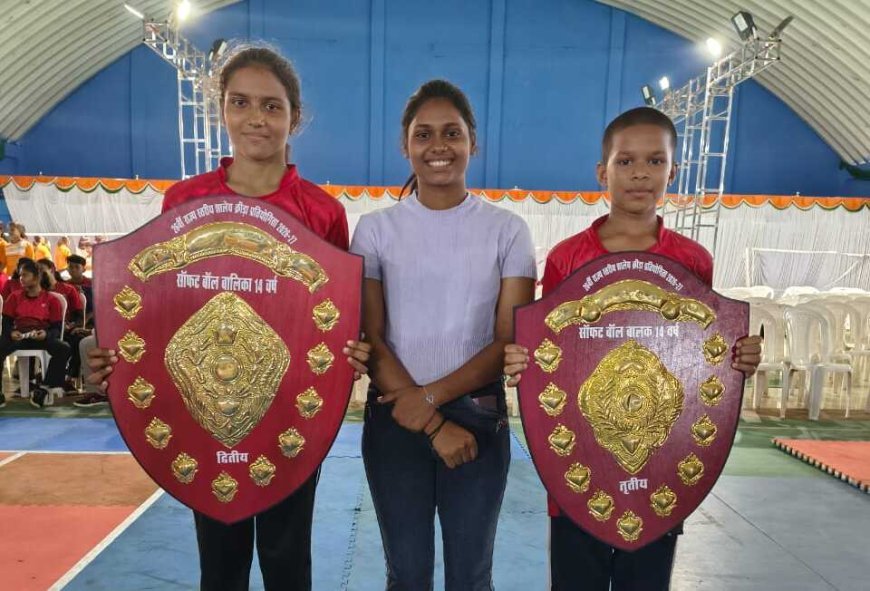 अशोका पब्लिक स्कूल के खिलाड़ियों ने बढ़ाया विद्यालय का गौरव, राष्ट्रीय सॉफ्टबॉल चैंपियनशिप के लिए तीन खिलाड़ियों का चयन