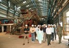 कलेक्टर ने पंडरिया शक्कर कारखाने का किया निरीक्षण, किसानों की सुविधाओं पर दिया जोर