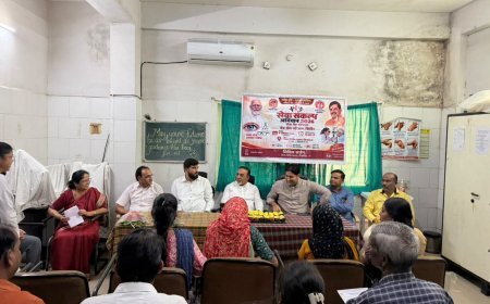 छिंदवाड़ा में नेत्र परीक्षण शिविर आयोजित, मोतियाबिंद ऑपरेशन के बाद हितग्राहियों को बांटे निःशुल्क चश्मे