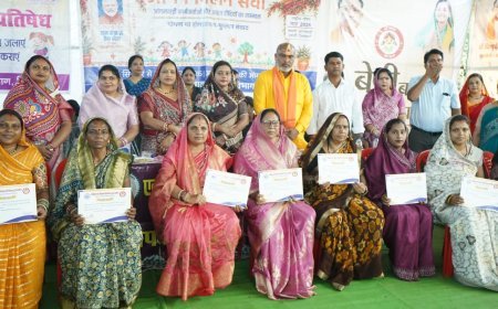 अंजोरा में आंगन मिलन सेवा कार्यक्रम, विधायक ललित चंद्राकर ने आंगनबाड़ी कार्यकर्ताओं और आशा दीदियों का किया सम्मान