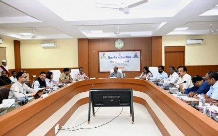 अंबिकापुर में विकास कार्यों की समीक्षा, अरुण साव ने त्योहारों से पहले सड़क मरम्मत पूरी करने के दिए निर्देश