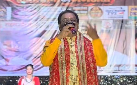कवर्धा में दिलीप षड़ंगी के जसगीतों पर झूमे श्रद्धालु, पीजी कॉलेज मैदान में भव्य जगराते में उमड़ा जनसैलाब