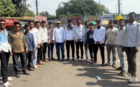 सौसर में NSUI का प्रदर्शन, पुलिस की मौजूदगी में प्रदेश के मुखिया का पुतला दहन; छात्र संघ चुनाव कराने की मांग
