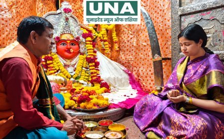 नवागत कलेक्टर नेहा मीणा ने देवास पहुंचकर किए माता टेकरी के दर्शन, मां तुलजा भवानी और चामुंडा का लिया आशीर्वाद