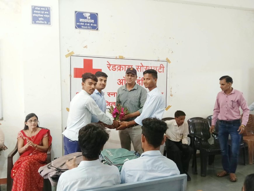 अमरवाड़ा कॉलेज में रक्तदान जागरूकता और युवक रेडक्रास सदस्यता अभियान आयोजित