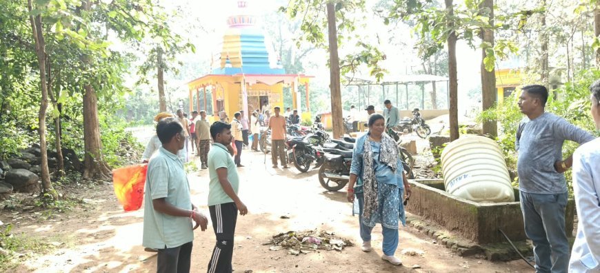 सेवा संकल्प अभियान के तहत जटायु शीला मंदिर परिसर में स्वच्छता अभियान