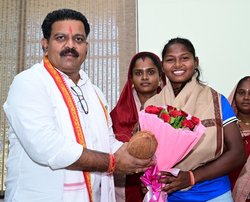 एशिया कप विजेता गीता यादव से मिले उप मुख्यमंत्री विजय शर्मा, खेल यात्रा पर हुई चर्चा