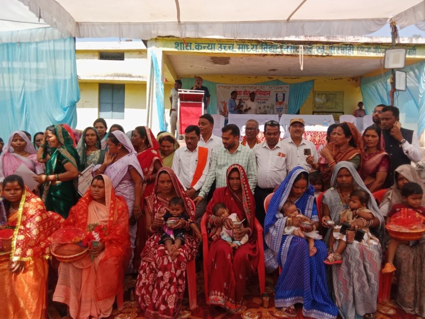 मरवाही के निमधा में सेवा सेतु अभियान के तहत लगा सरकार आपके द्वार शिविर
