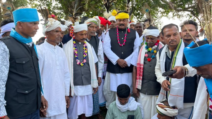 केशकाल में गायता ठाकुर जोहारनी कार्यक्रम में पहुंचे विधायक नीलकंठ टेकाम, गोंडवाना समाज भवन का किया भूमिपूजन