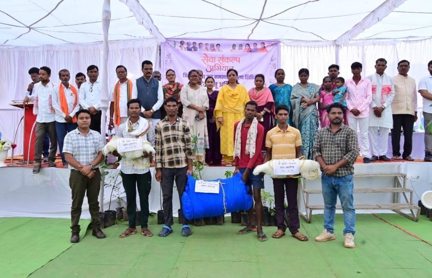 सेवा संकल्प अभियान: शामपुर में मत्स्य हितग्राहियों को वितरित किए गए मछली पकड़ने के जाल
