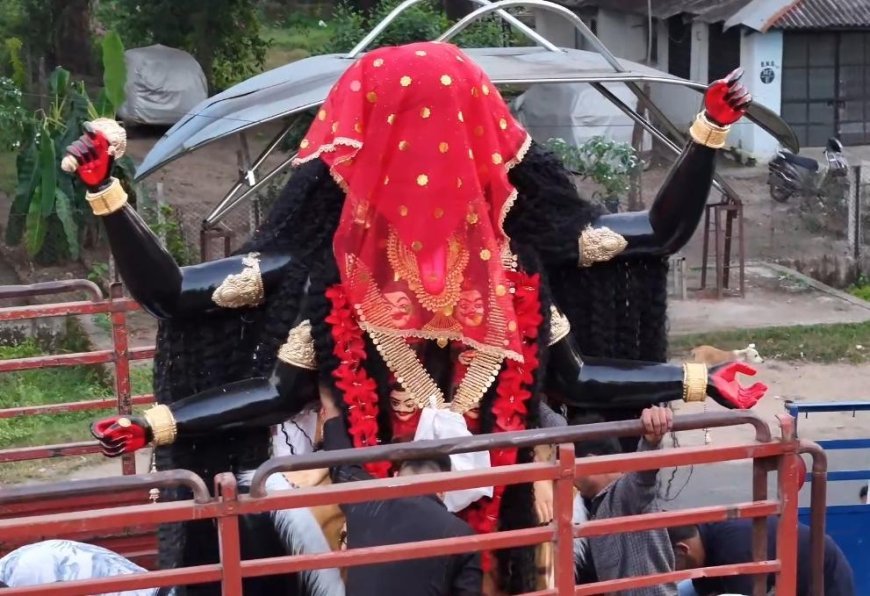 पेंड्रा में 13 अक्टूबर को आएंगी मां मन्नत वाली महाकाली, जबलपुर से रवाना हुई भव्य प्रतिमा