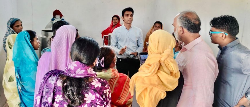 धमतरी: तुमड़ीबहार में महिलाओं को दिया गया शहद प्रसंस्करण का प्रशिक्षण, स्वरोजगार के नए अवसरों पर जोर