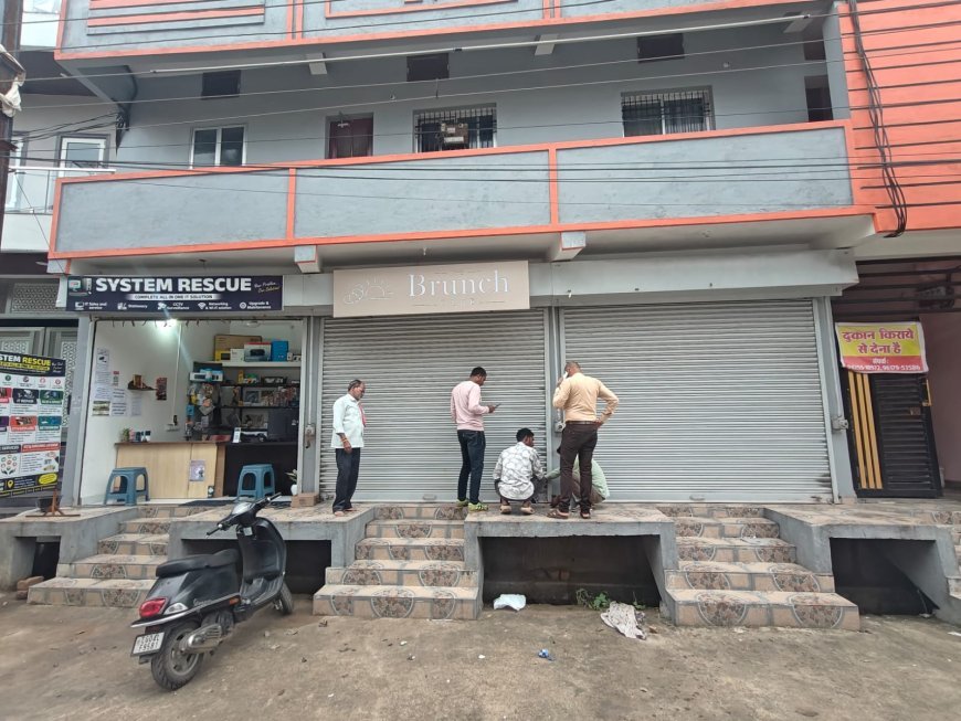 रायपुर के रोहिणीपुरम में आवासीय क्षेत्र में व्यावसायिक उपयोग पर कार्रवाई, नगर निगम ने अनधिकृत दुकान को किया सीलबंद